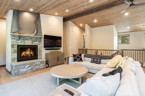 11788 Saddleback Dr, Truckee, CA 96161 photo 7