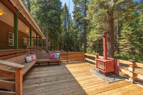 750 Hide A Way Loop, Alta, CA 95701 photo 2