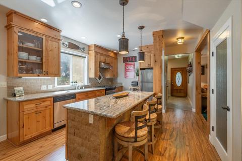 750 Hide A Way Loop, Alta, CA 95701 photo 6