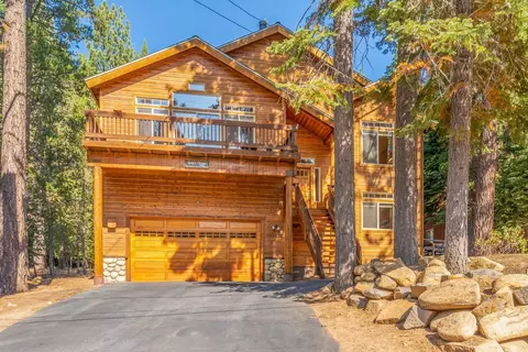12032 Bennett Flat Rd, Truckee, CA 96161 photo 1