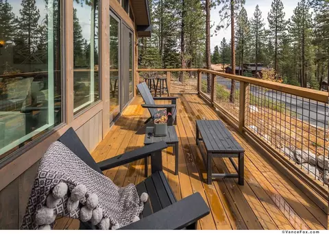 11964 Cavern Way, Truckee, CA 96161 photo 18