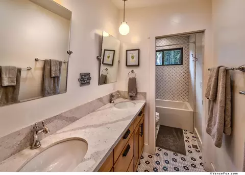 11964 Cavern Way, Truckee, CA 96161 photo 15