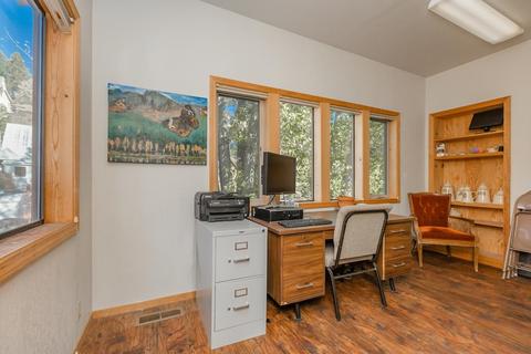 10092 E St, Truckee, CA 96161 photo 2