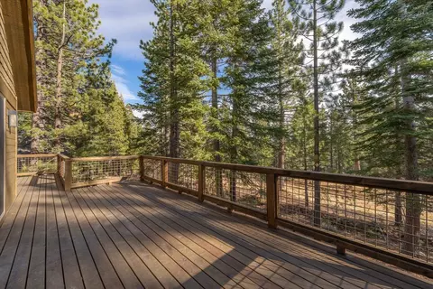 13510 Skiview Loop, Truckee, CA 96161 photo 13