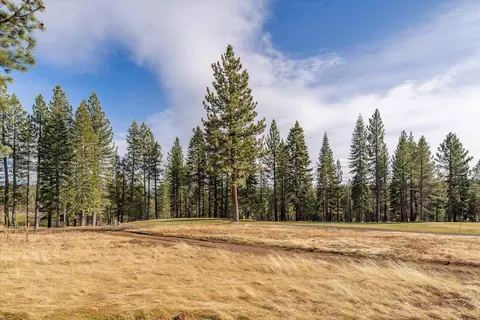 13510 Skiview Loop, Truckee, CA 96161 photo 3