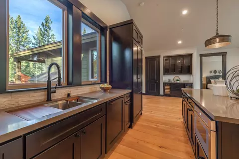 13510 Skiview Loop, Truckee, CA 96161 photo 12