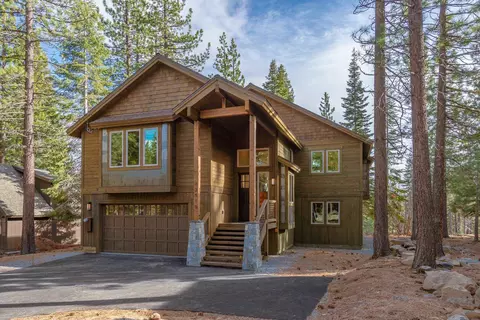 13510 Skiview Loop, Truckee, CA 96161 photo 1