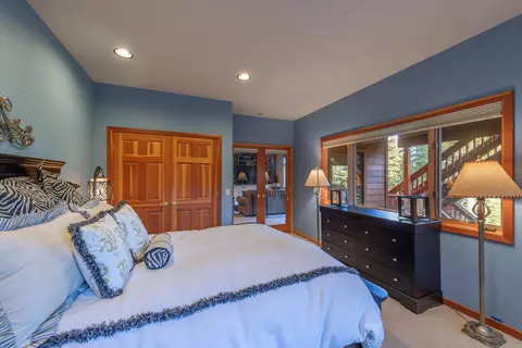 12963 Skislope Way, Truckee, CA 96161 photo 17
