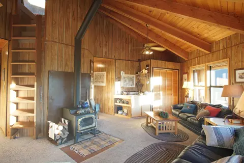 12661 Pinnacle Loop, Truckee, CA 96161 photo 3
