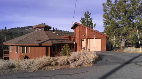 12661 Pinnacle Loop, Truckee, CA 96161 photo 1