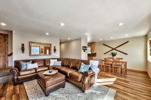 12612 Pinnacle Loop, Truckee, CA 96161 photo 8