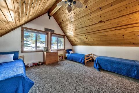 12612 Pinnacle Loop, Truckee, CA 96161 photo 19