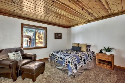 12612 Pinnacle Loop, Truckee, CA 96161 photo 13