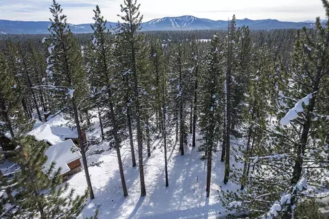11641 Bottcher Loop, Truckee, CA 96161 photo 1