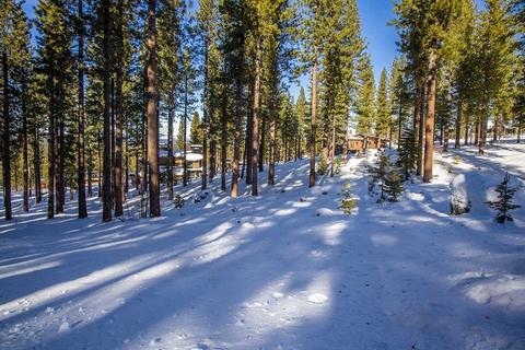 9501 Cloudcroft Ct, Truckee, CA 96161 photo 2