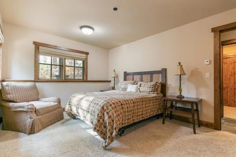 144 Hidden Lake Loop, Olympic Valley, CA 96146 photo 15