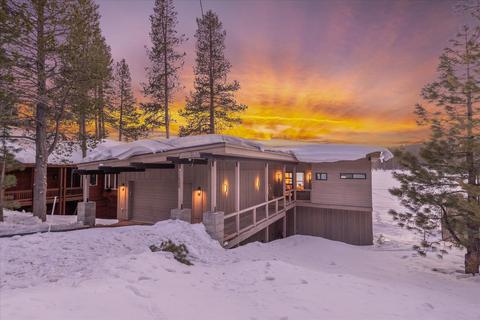 11530 Bennett Flat Rd, Truckee, CA 96161 photo 1