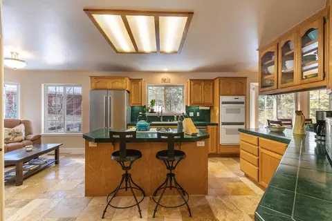 10540 Codogan St, Truckee, CA 96161 photo 6