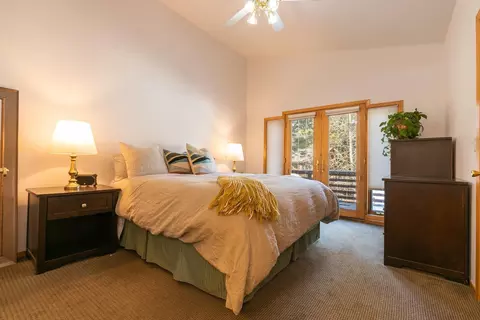 10540 Codogan St, Truckee, CA 96161 photo 9