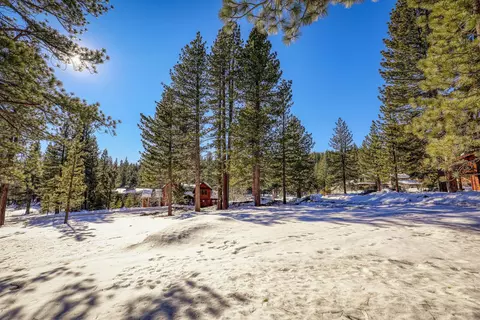 11651 Bottcher Loop, Truckee, CA 96161 photo 7