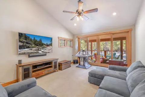 12427 Caleb Dr, Truckee, CA 96161 photo 15