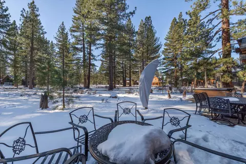 12427 Caleb Dr, Truckee, CA 96161 photo 5