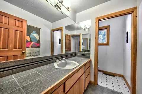 12449 Pinnacle Loop, Truckee, CA 96161 photo 13