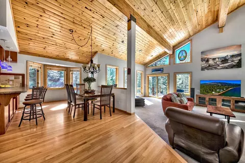 12449 Pinnacle Loop, Truckee, CA 96161 photo 8