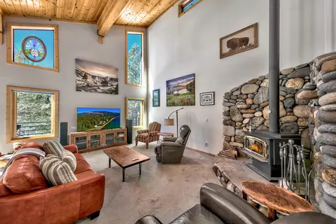 12449 Pinnacle Loop, Truckee, CA 96161 photo 11