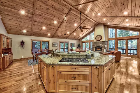 13970 Skiview Loop, Truckee, CA 96161 photo 10