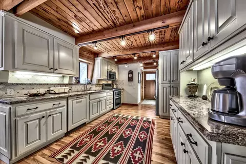 14165 Skiview Loop, Truckee, CA 96161 photo 9