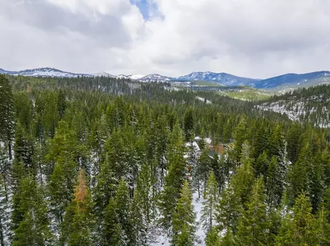 13749 Pathway Ave, Truckee, CA 96161 photo 6