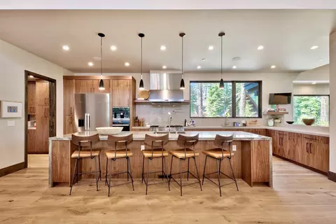 608 Ej Brickell, Truckee, CA 96161 photo 4