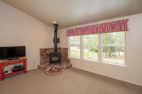 115 Mountain View Rd, Calpine, CA 96124 photo 9