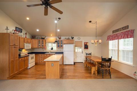115 Mountain View Rd, Calpine, CA 96124 photo 2