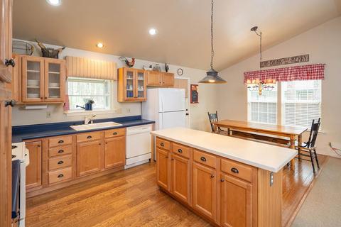 115 Mountain View Rd, Calpine, CA 96124 photo 3