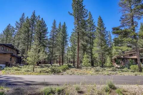 11580 Ghirard Rd, Truckee, CA 96161