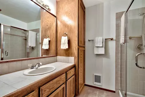 12665 Skiview Loop, Truckee, CA 96161 photo 15