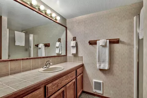 12665 Skiview Loop, Truckee, CA 96161 photo 17