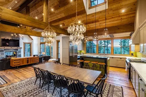 8249 Ehrman Dr, Truckee, CA 96161 photo 8
