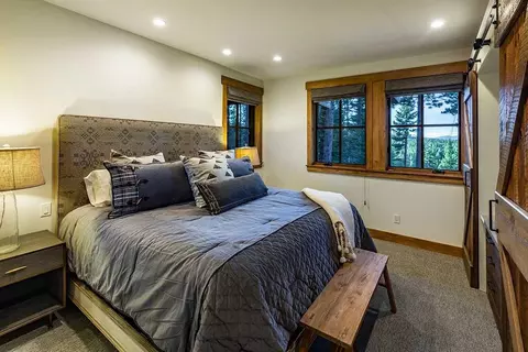 8249 Ehrman Dr, Truckee, CA 96161 photo 16