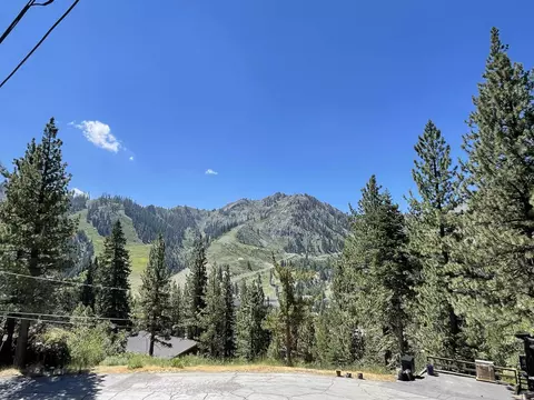 1880 Apache Ct, Olympic Valley, CA 96146 photo 3