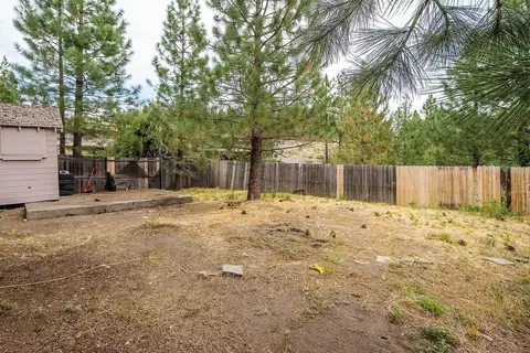 10175 Smith St, Truckee, CA 96161 photo 4