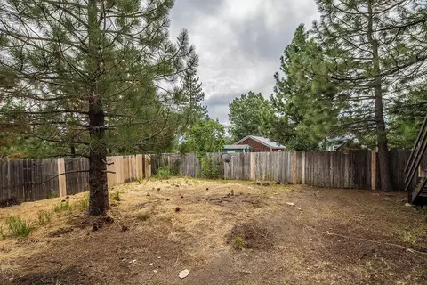 10175 Smith St, Truckee, CA 96161 photo 6