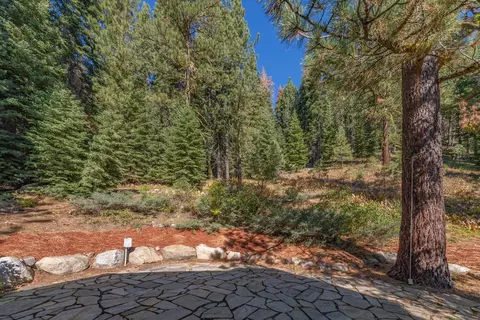 192 Hidden Lake Loop, Olympic Valley, CA 96146 photo 13