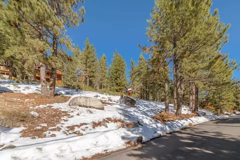 14440 Reed Ave, Truckee, CA 96161 photo 3