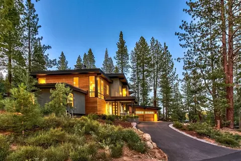11520 Ghirard Rd, Truckee, CA 96161
