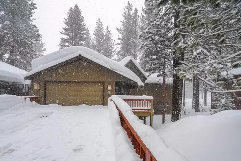 148 Basque, Truckee, CA 96161 photo 2