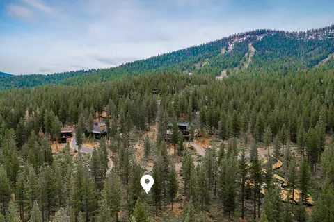 8291 Ehrman Dr, Truckee, CA 96161 photo 2