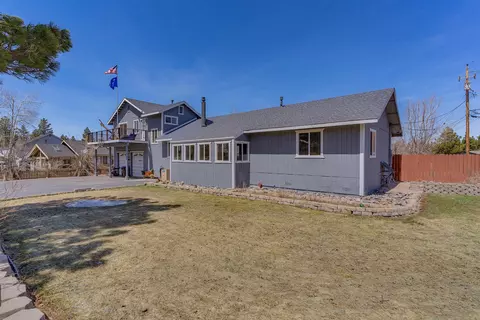 16174 Wellington Way, Truckee, CA 96161